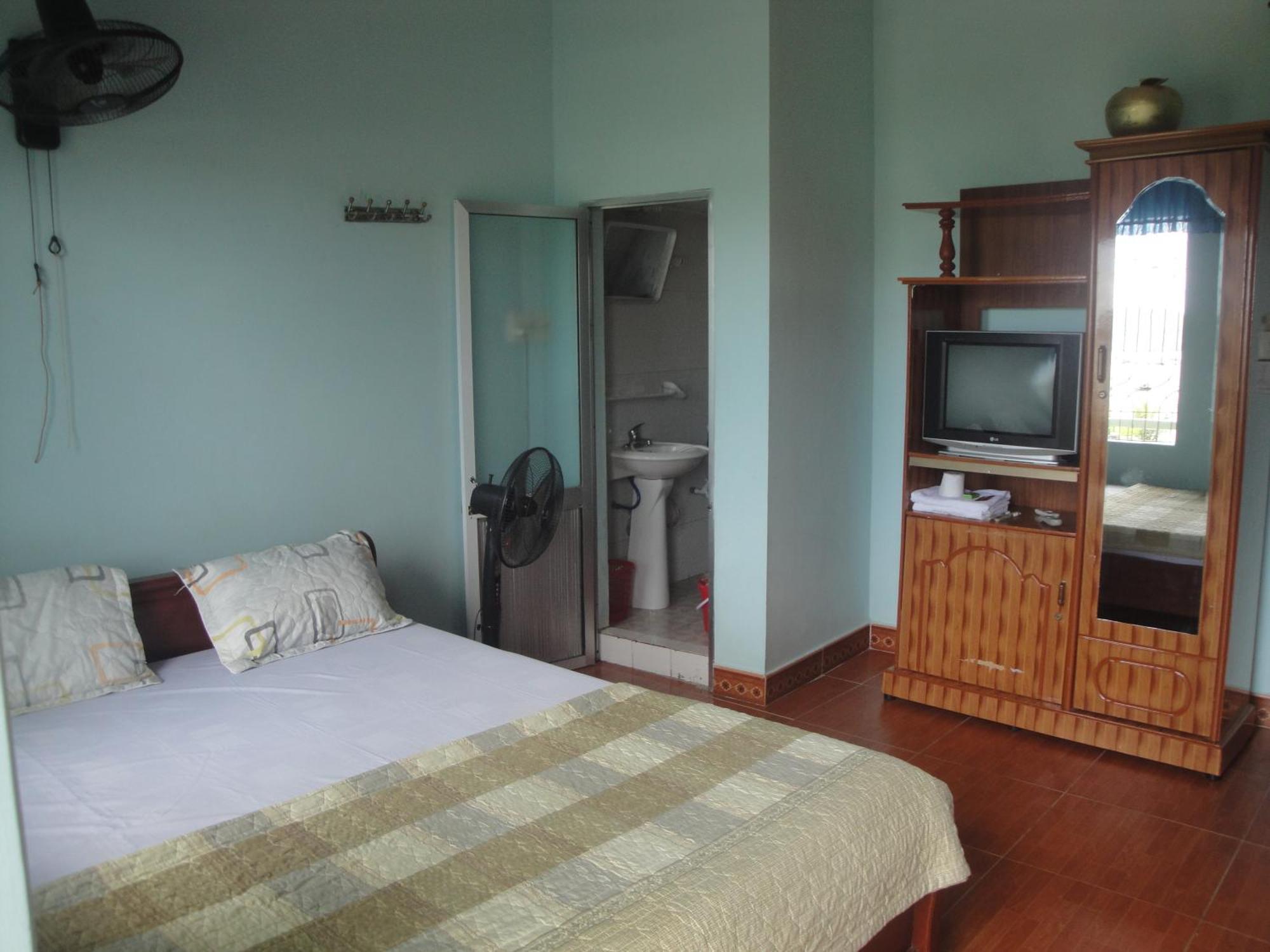Phuong Mai Family Hotel Dong Khe Sau Екстериор снимка